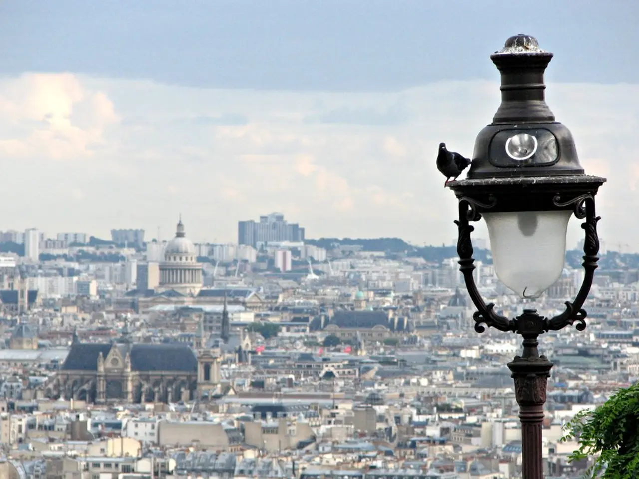 Escalating menaces prompt U.S. corporations to shell out unprecedented sums on executive security