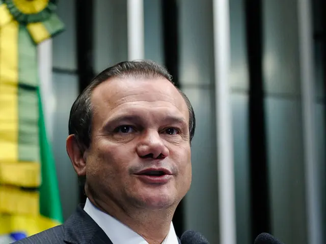 Actor Nathan Fillion's estimated wealth: Insight into the fortune of the renowned celebrity