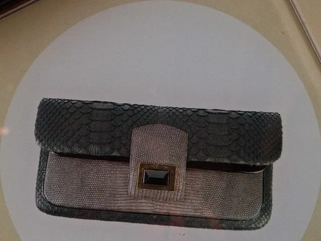 Differently, male and female investing behaviors can present variations.