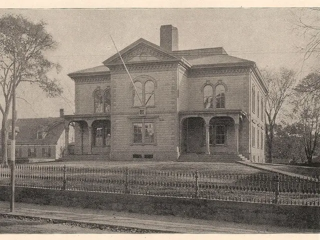 Investing a minimal $10 daily could potentially make you a millionaire over time, as demonstrated...