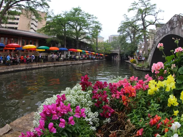 Metrobank Aids Coastal Communities in Catanduanes