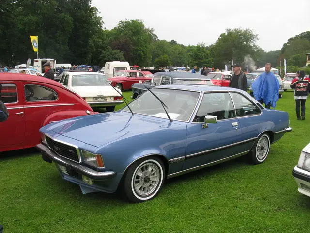 Struggling Los Angeles marijuana businesses to face increased fees