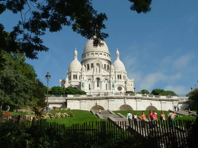 Guide to Encouraging Community Adoption of Renewable Energy Sources