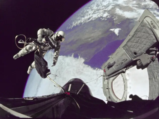 SpaceX's Plan to Demolish the International Space Station