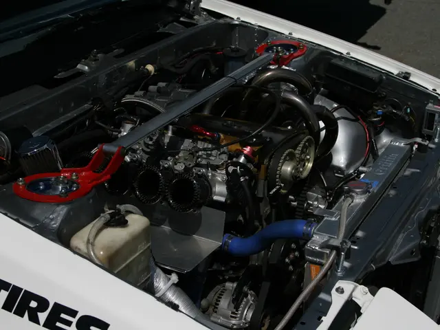 Car Manufacturers in the EU Warn That the Ban on Internal Combustion Engines Is No Longer Practical