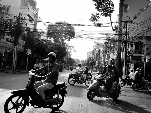 Street-wide lockdown on Bachstraße